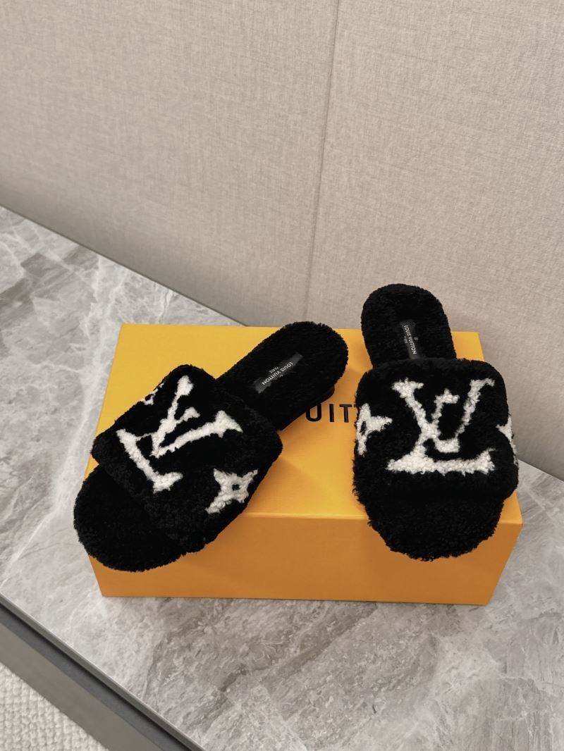 Louis Vuitton Slippers